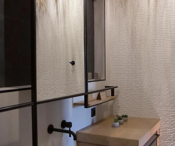 Inorato - Luxury With Private Swimming Pool